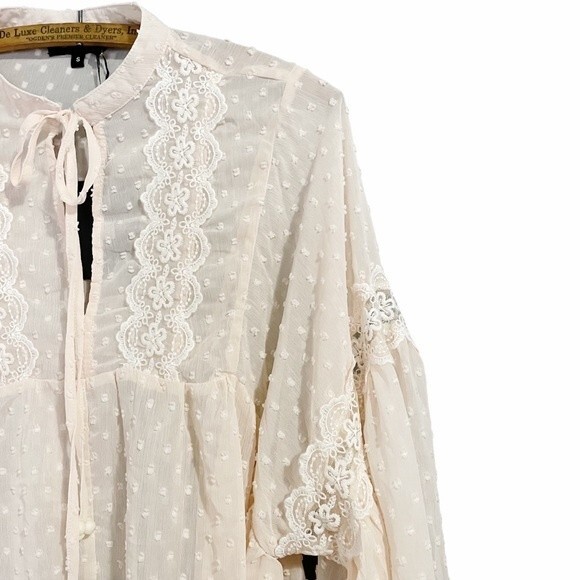 NWT Blue B Top Women’s Size Small Cream Lace Cottagecore Peasant Blouse Academia - Picture 6 of 11